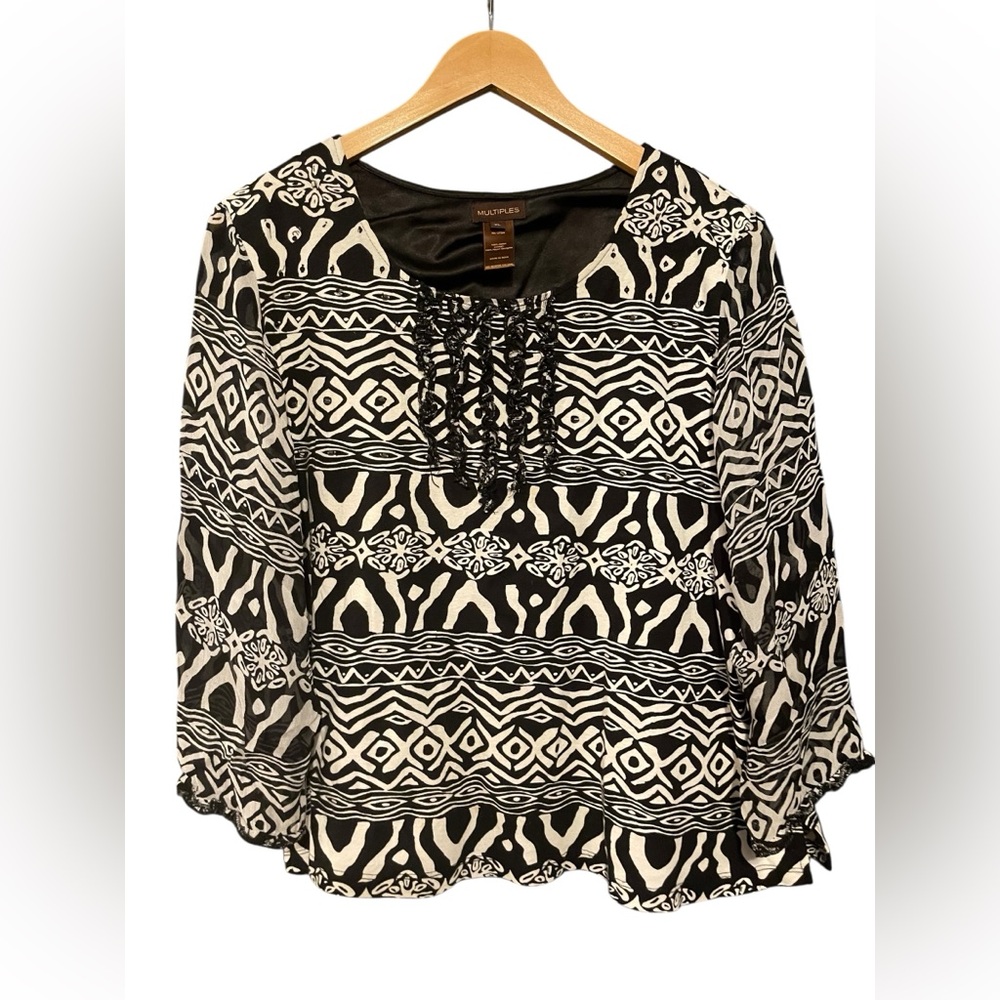 Multiples Black & White Geometric Blouse - Picture 2 of 3